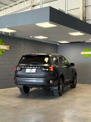 Ford Everest 2.3 Gtdi Active 4x4 At 2025