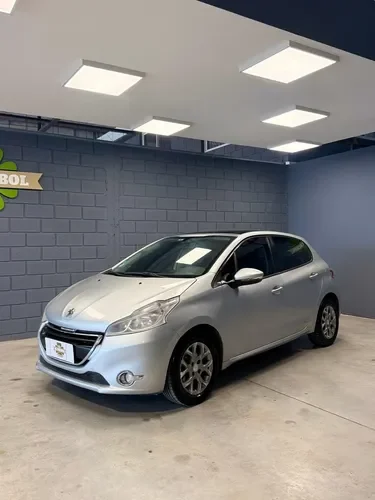 Peugeot 208 1.6 Allure Touchscreen 2015