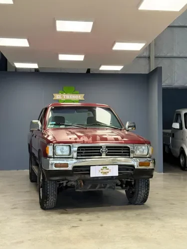 Toyota Hilux 2.8 D/cab 4x4 D Sr5 1998