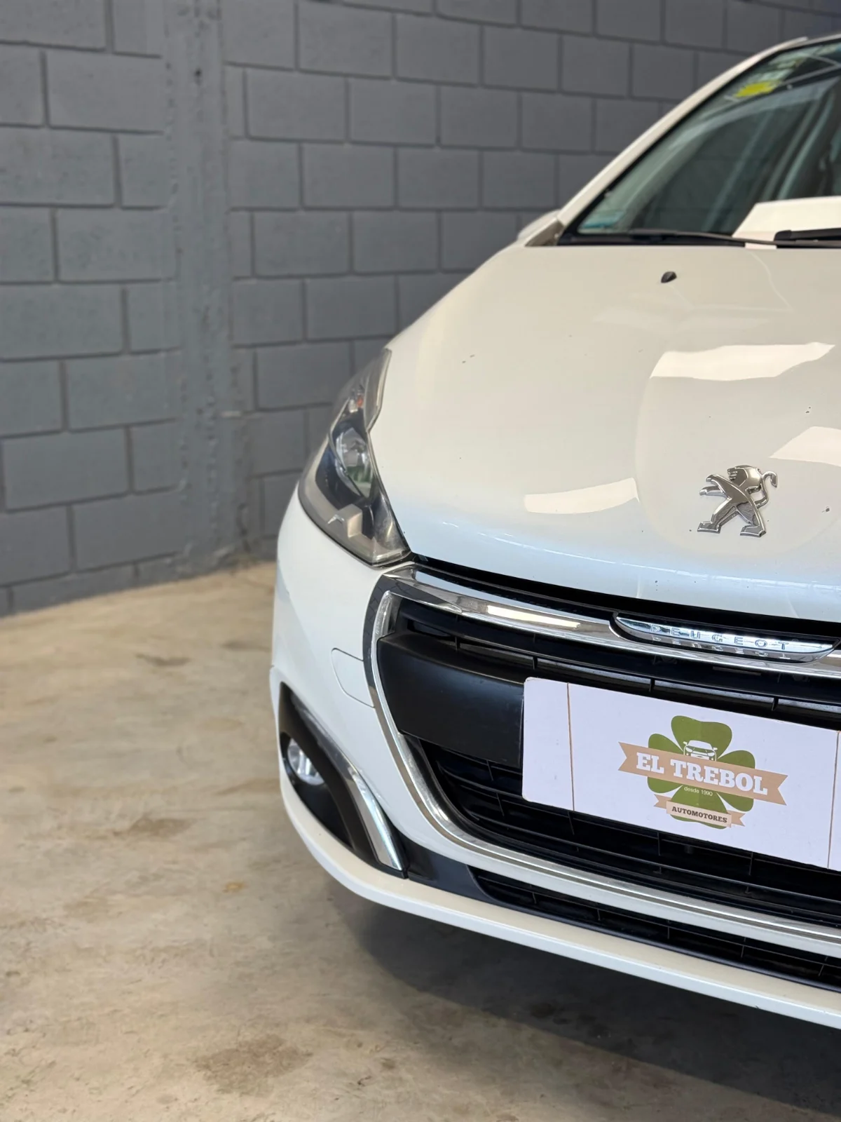 Peugeot 208 1.6 Mt Allure  · foto 5