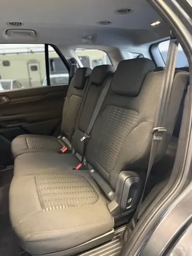 Ford Everest 2.3 Gtdi Active 4x4 At 2025
